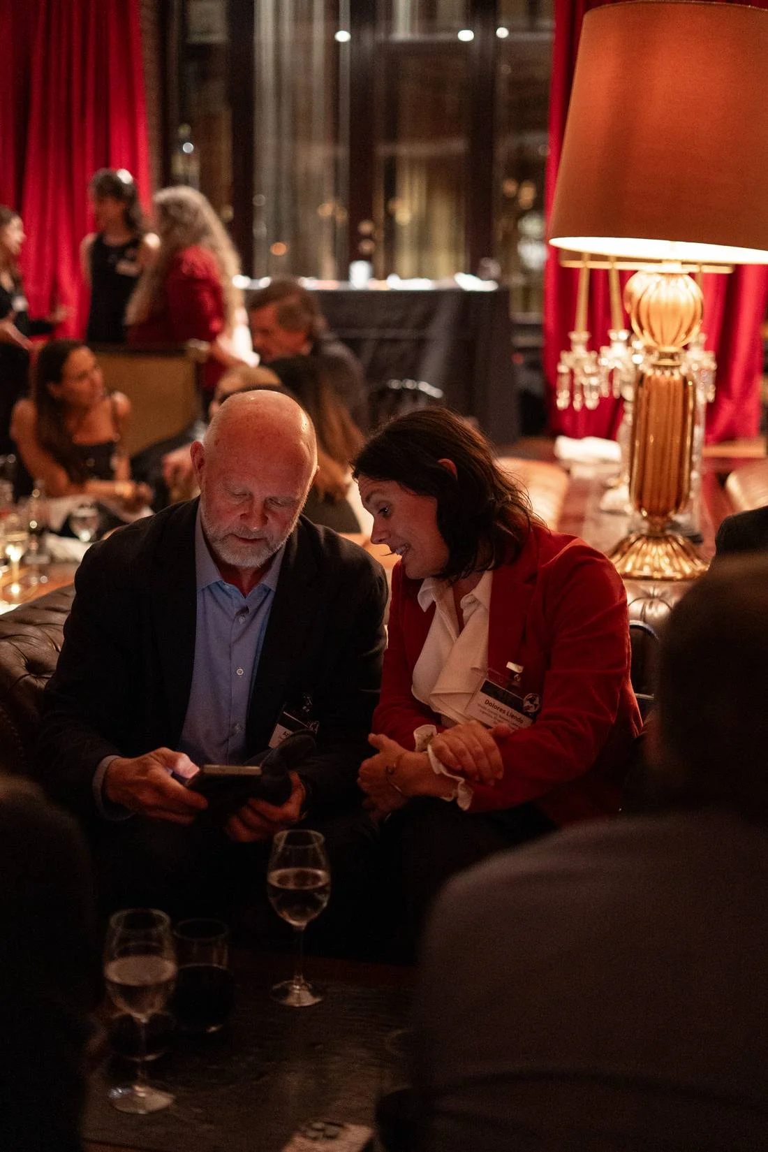 Faena — networking dark mood entre líderes